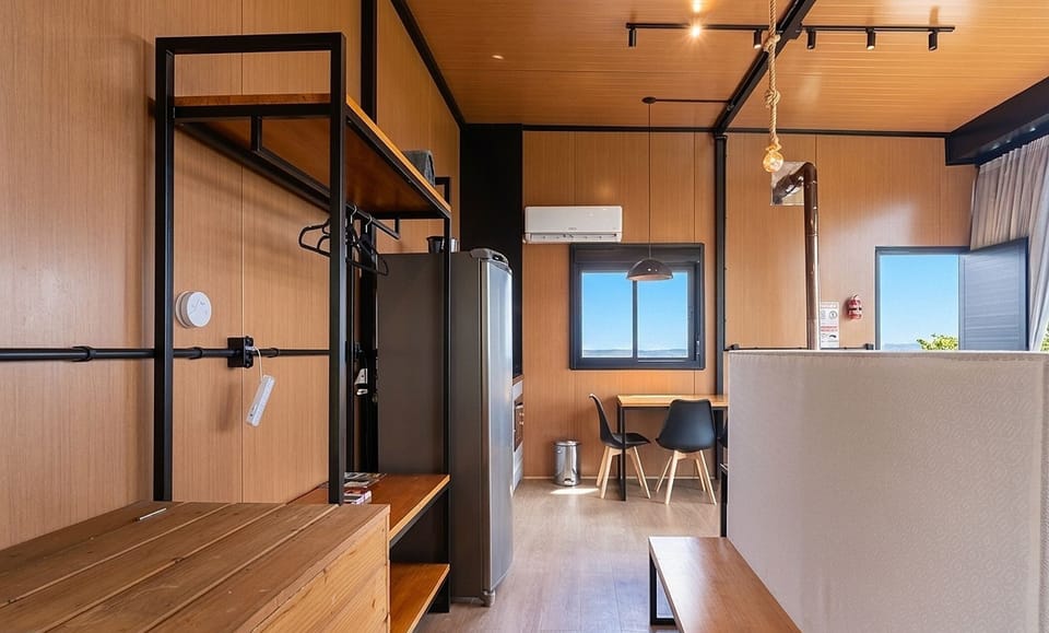 Basic Chalet | Interior