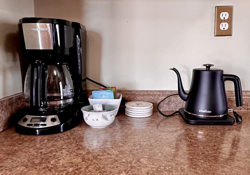 Mulberry House - Coffee and Tea Station
