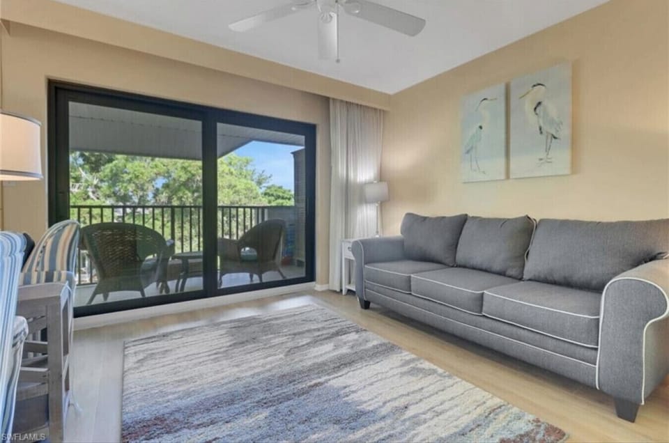 The couch unfolds into a Queen sized bed for your extra guests.