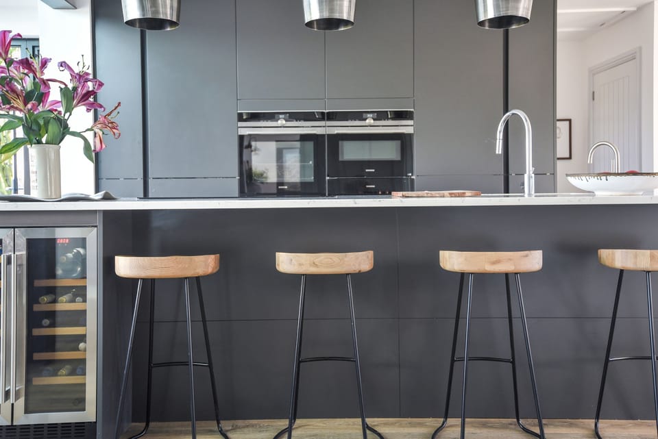 Breakfast bar