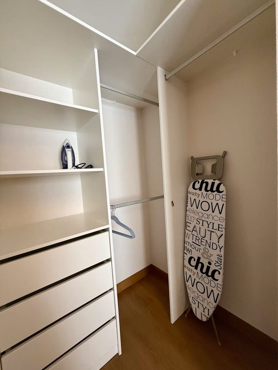 Apartment, Balcony, City View | Interior