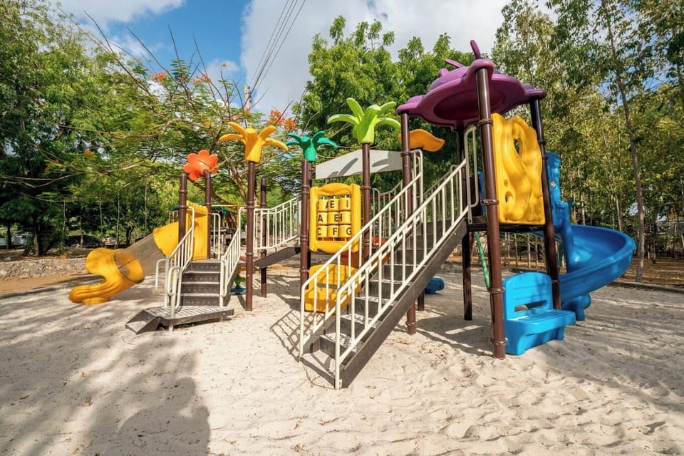 Children's play area - outdoor