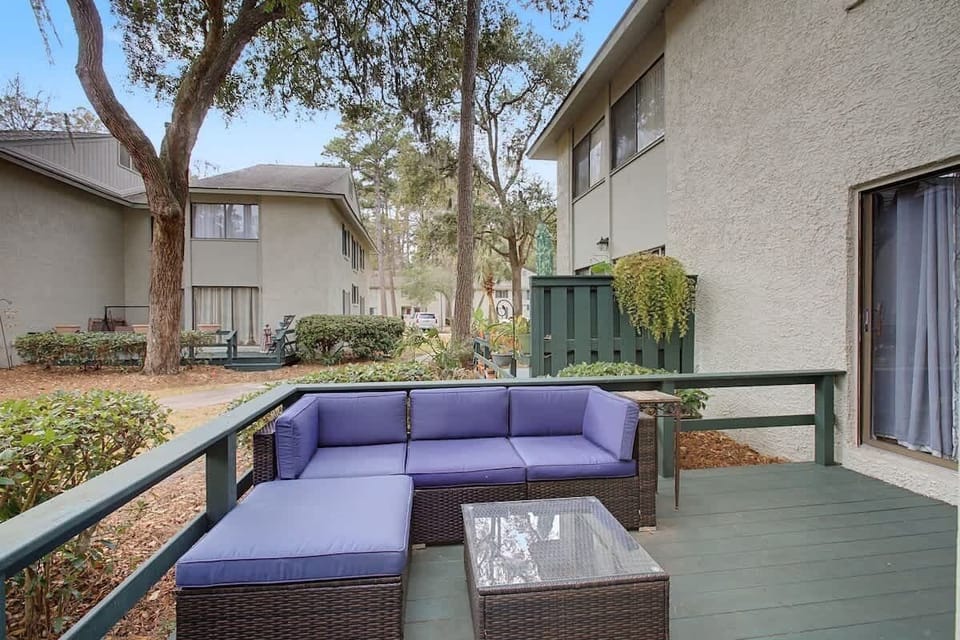 Back Deck with Conversation Area
