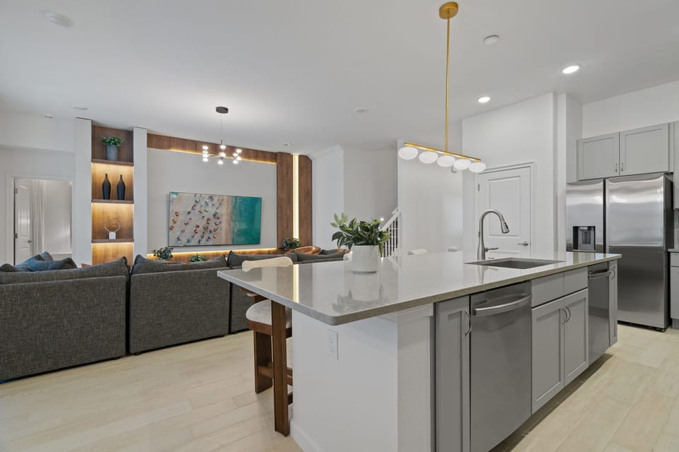 Fully-equipped kitchen