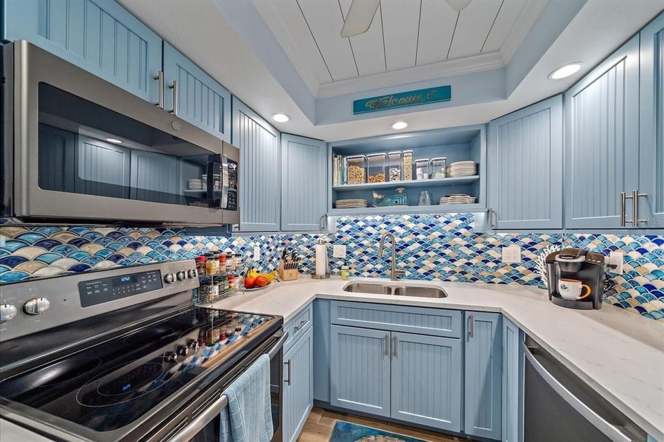 Harbor Towers Unit 603 by Tropical Sands Accommodations