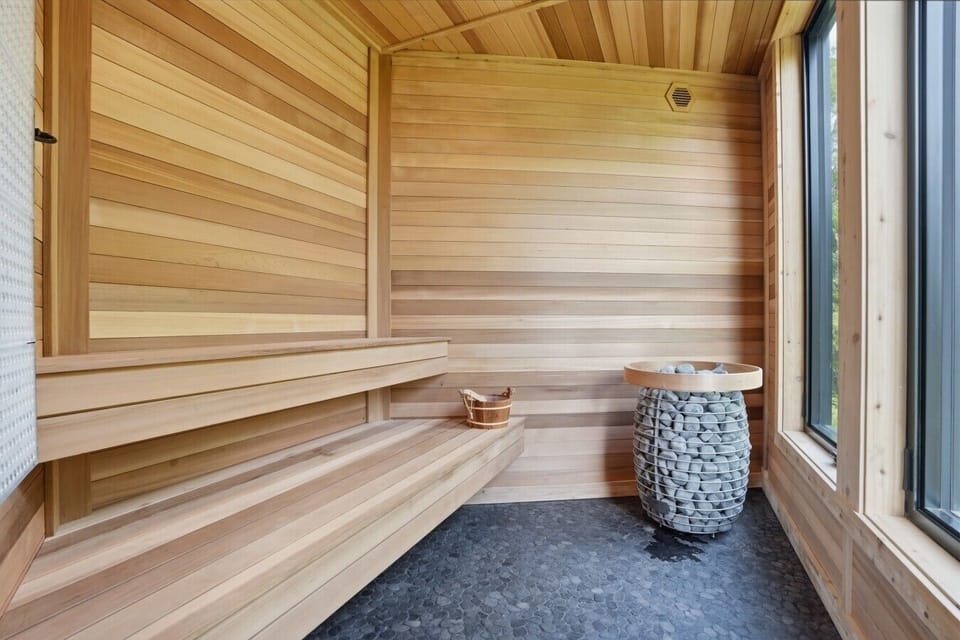 Dry Sauna & Red Light