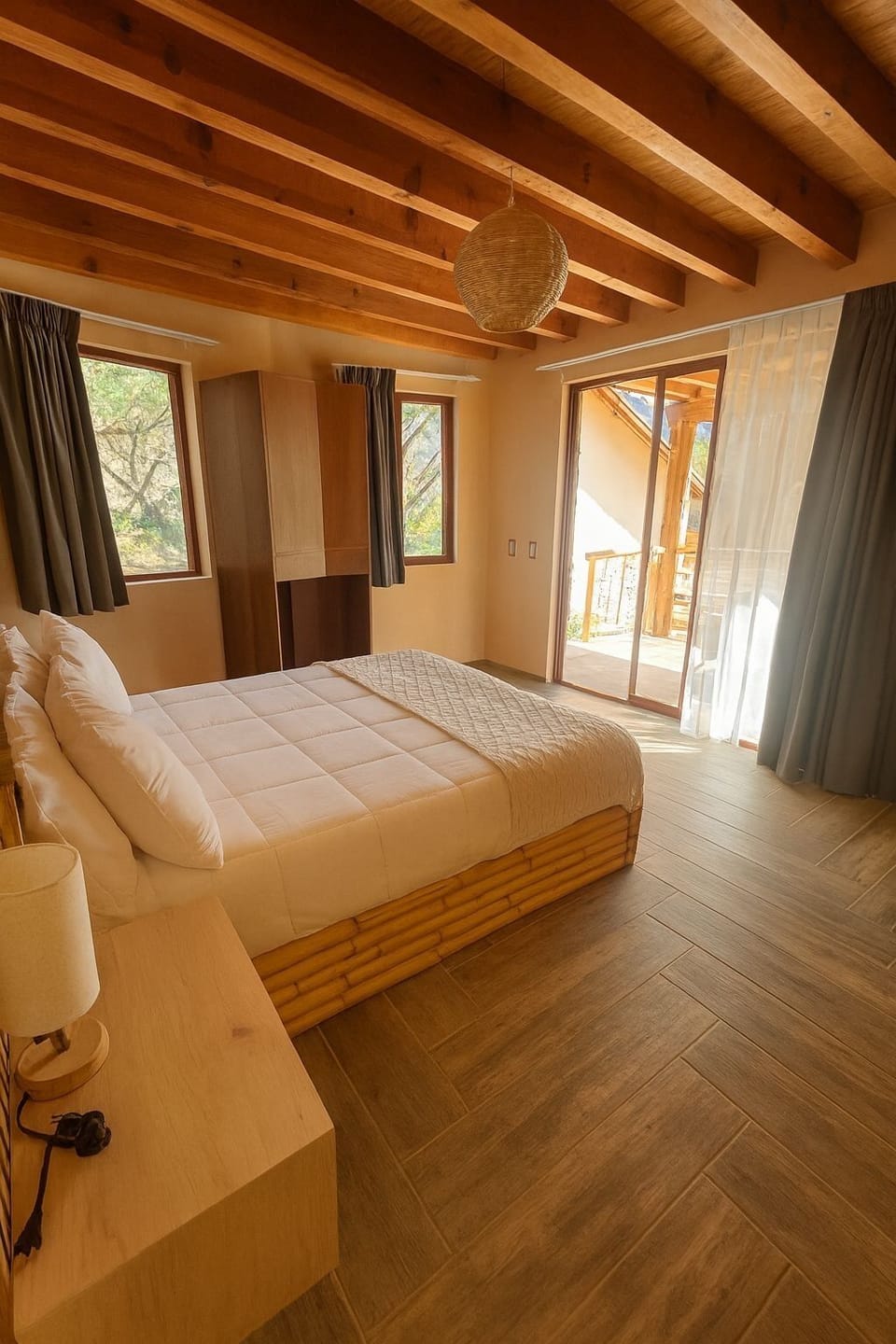 Comfort Studio, Balcony, Mountain View | In-room safe, desk, laptop workspace, blackout drapes
