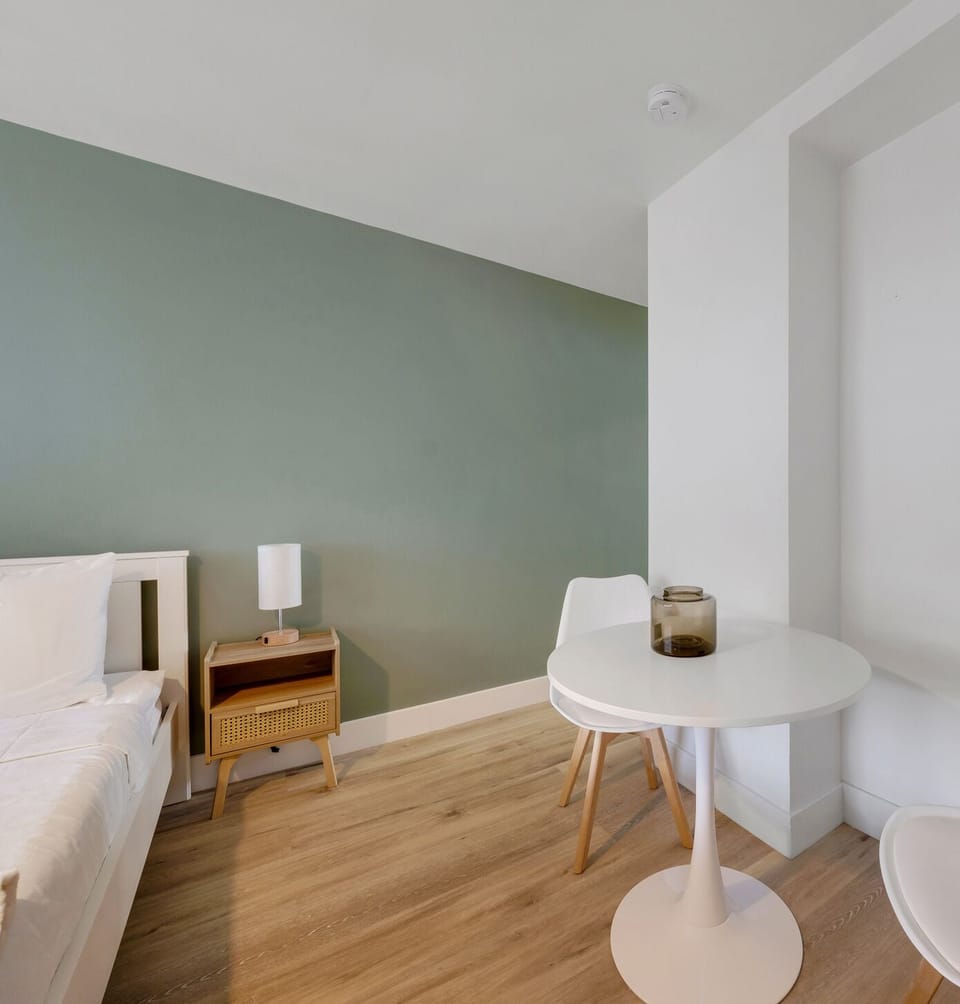 Studio | Iron/ironing board, free WiFi