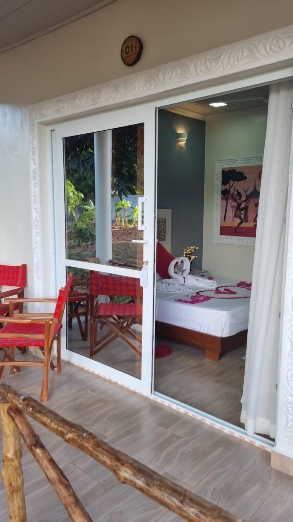 Deluxe Single Room, Balcony, Pool View | Free WiFi, bed sheets
