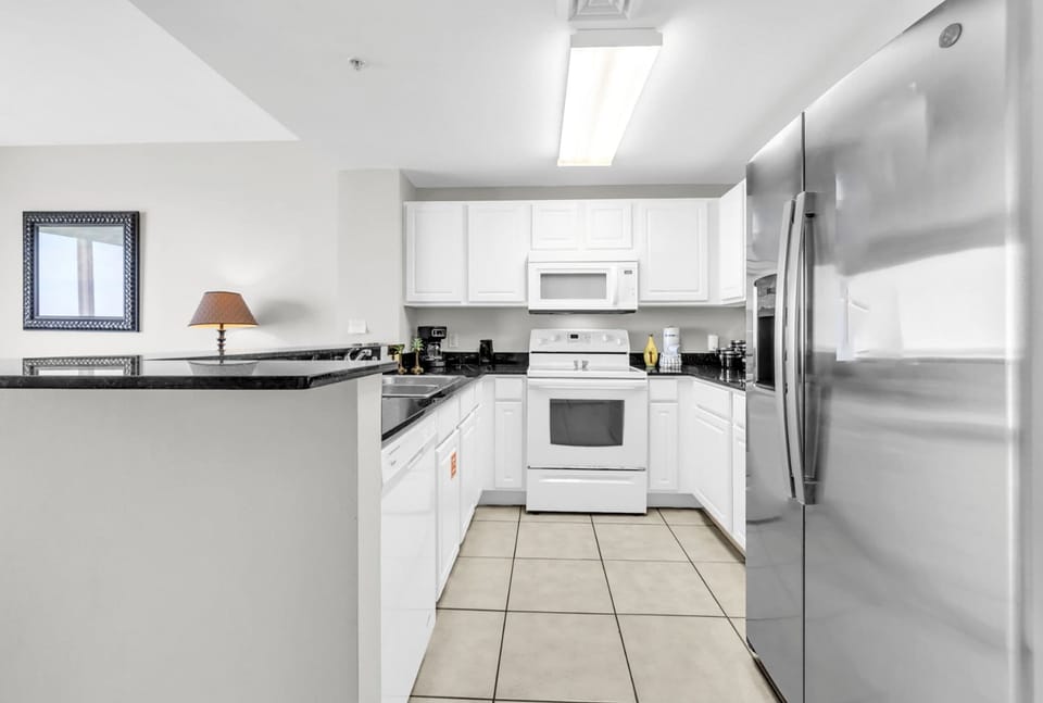 Condo, 1 King Bed with Sofa bed (Calypso 2-2207 West) | Private kitchen