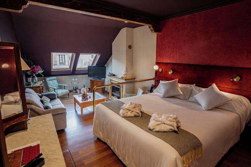 Junior Suite | In-room safe, iron/ironing board, free WiFi