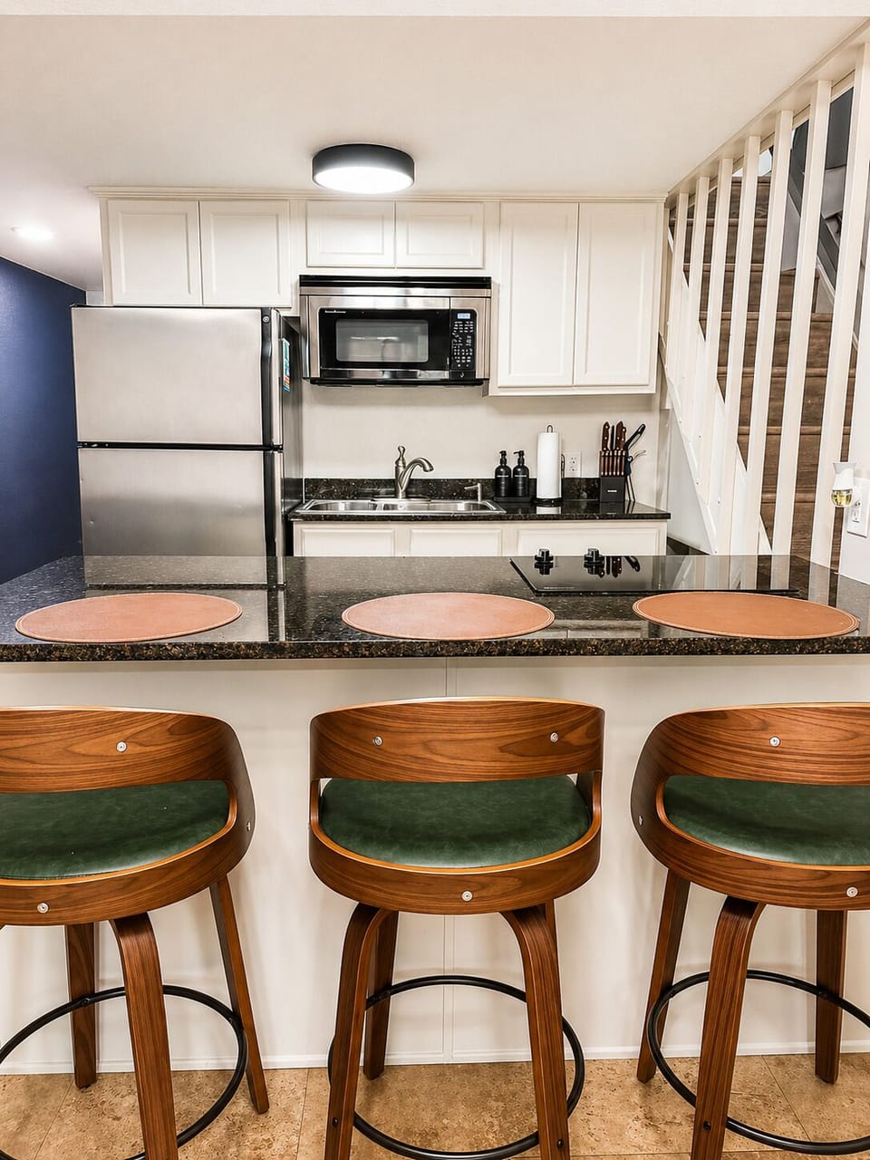 Stocked kitchen with all the essentials. 