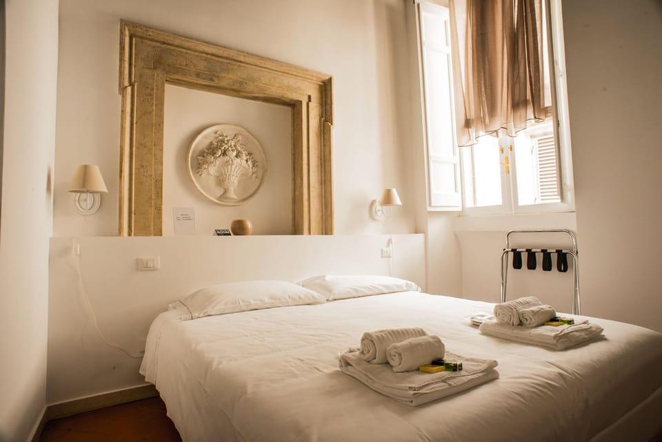 Hypo-allergenic bedding, down comforters, in-room safe, free WiFi