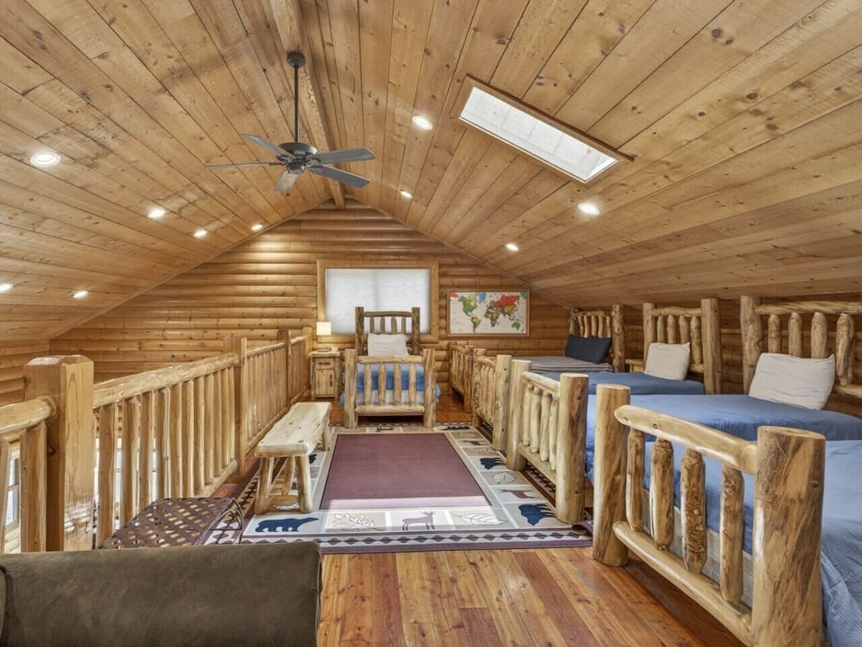 Loft Sleeping | Four Twin Beds, Full Bed & Cozy Lounge Area