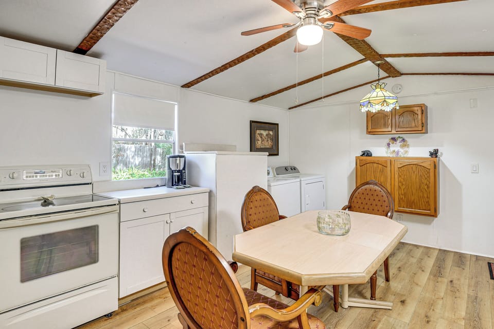 Dining Table | Kitchen | Laundry