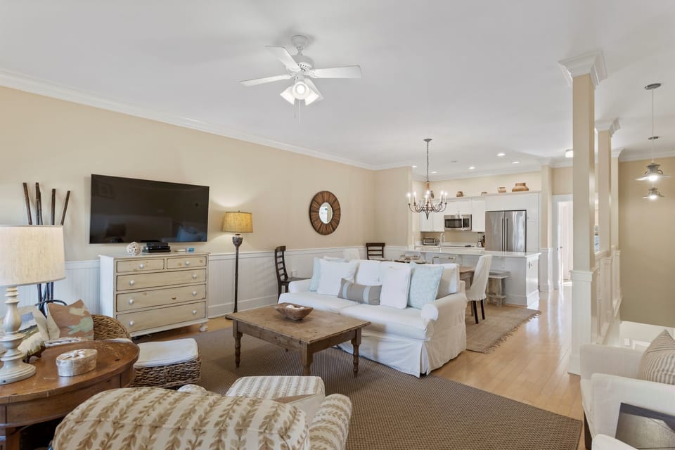 2nd Floor Living Room