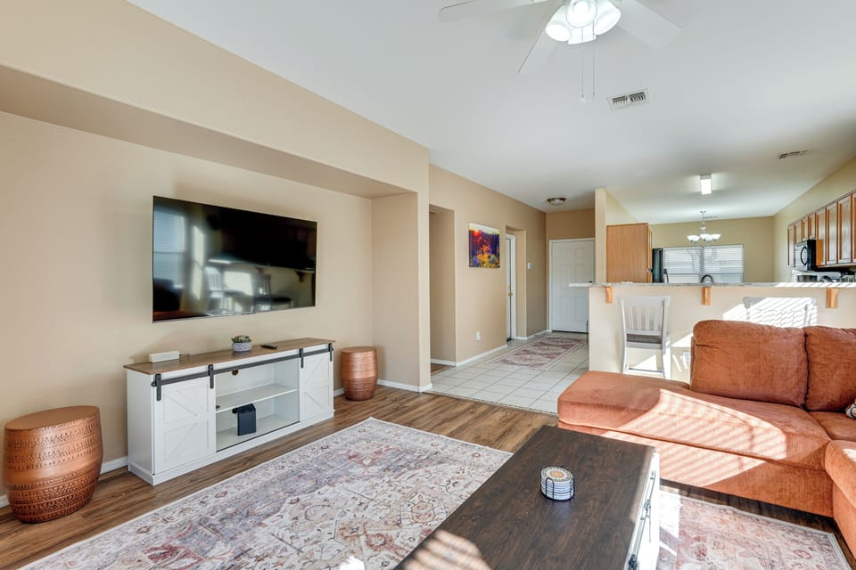 House (4 Bedrooms) | Interior