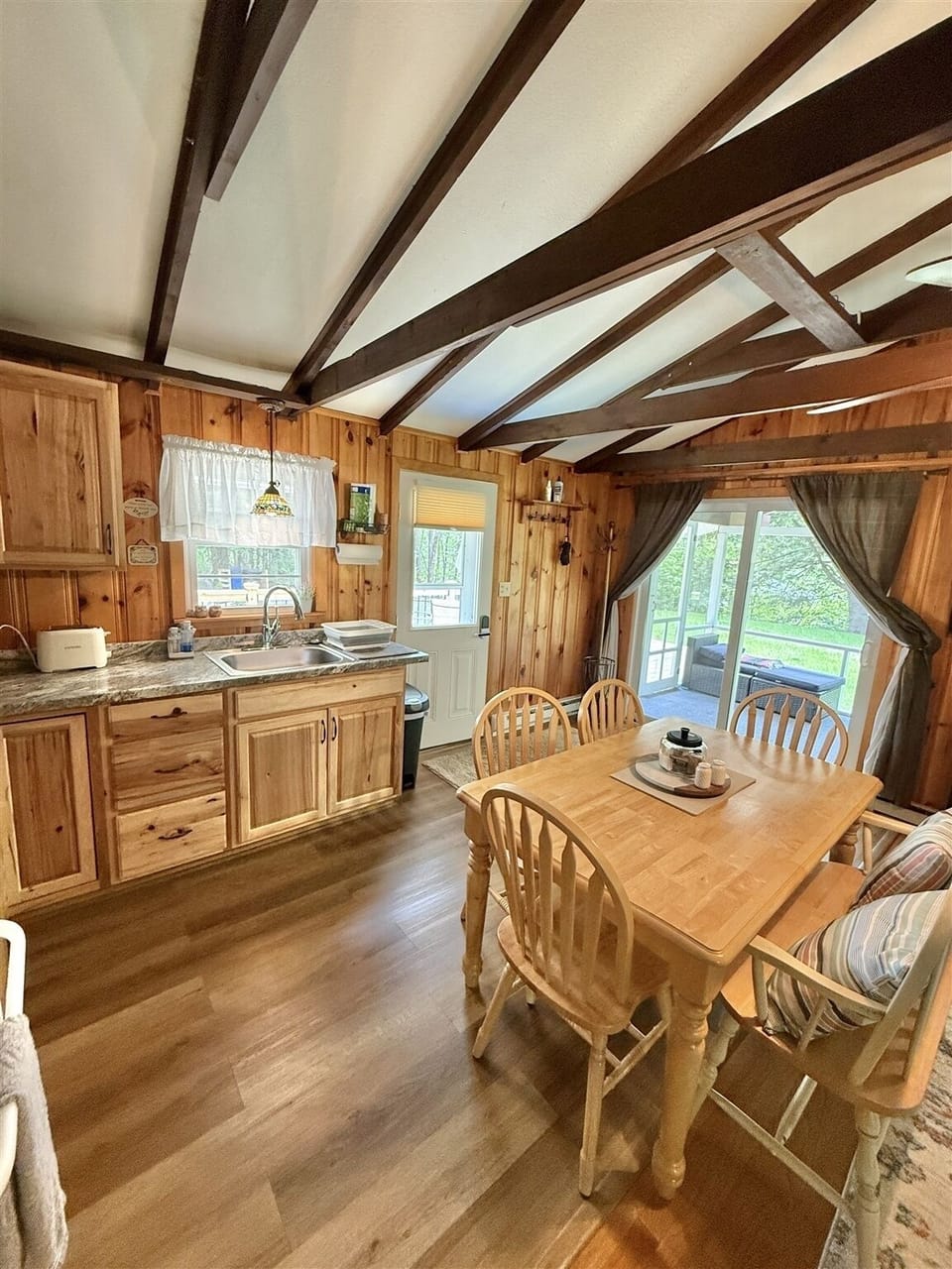Villa, 3 Bedrooms | Dining