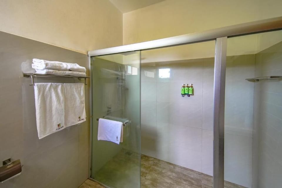 Family Villa, Balcony, Garden View | Bathroom