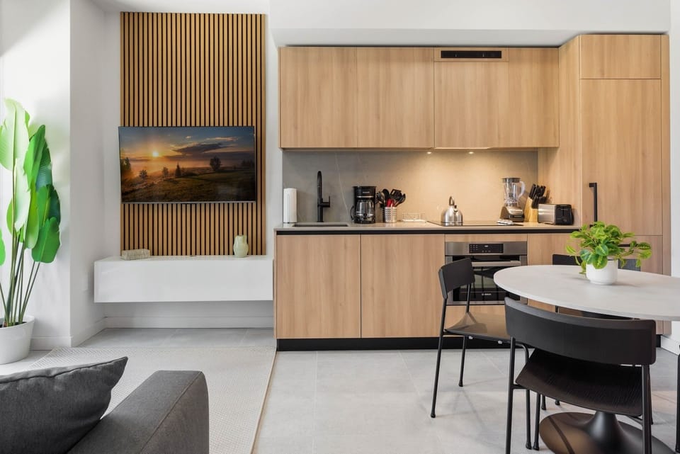 Kitchen or kitchenette