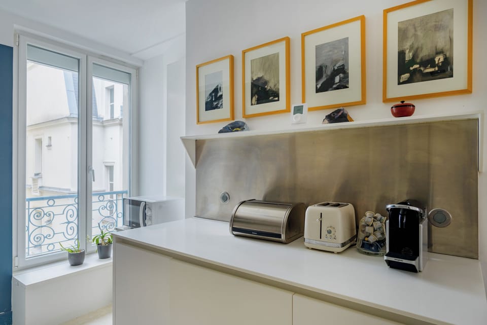 Comfort Apartment, City View | Interior