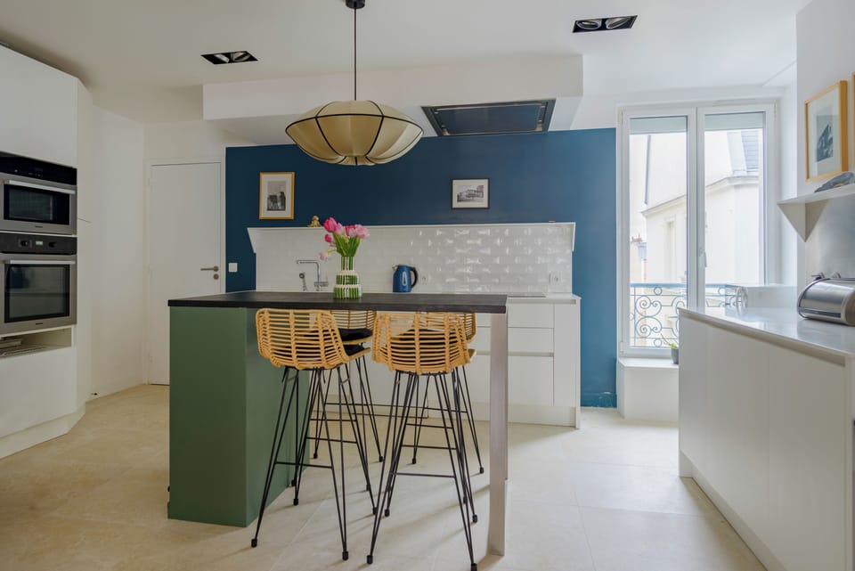 Comfort Apartment, City View | Private kitchen