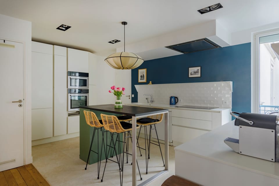 Comfort Apartment, City View | Private kitchen