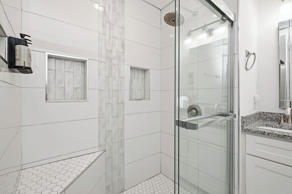 Master Bath #1 - Main Level North
