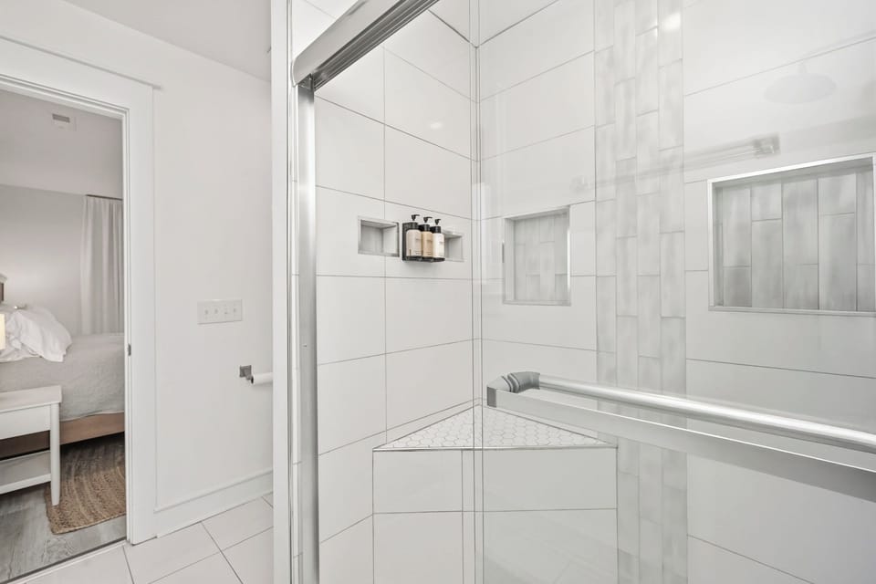 Master Bath #1 - Main Level North