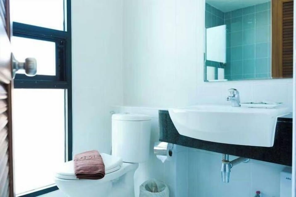 Standard Double Room, City View | Bathroom | Towels, soap