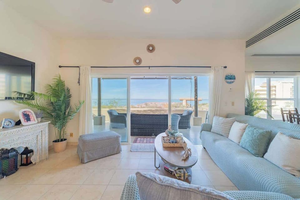 Lots of comfy sofa space to cozy up & plan the next day's activities