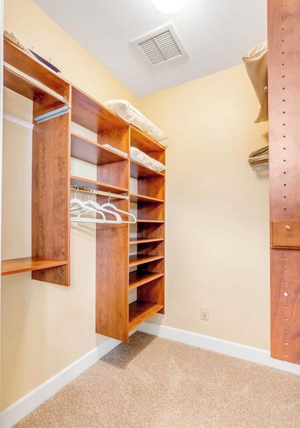 Walk in closet for bedroom 2