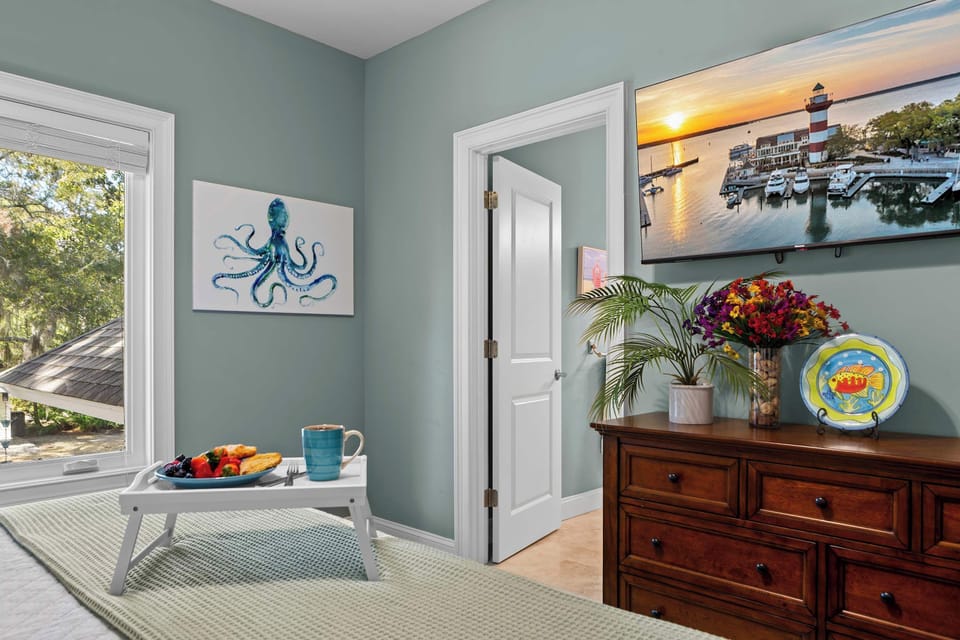 Bright guest bedroom for a relaxing stay.