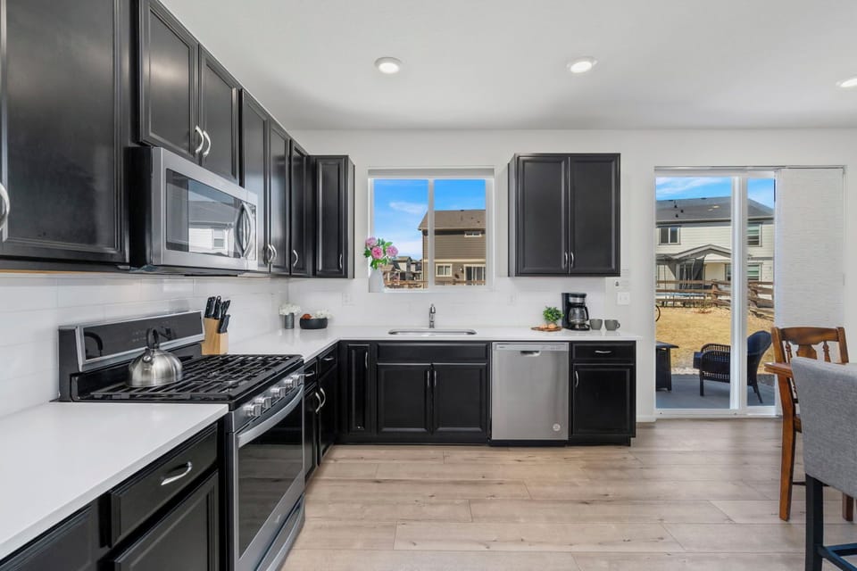 House, Multiple Beds, Patio, Garden View (Pelican Landing) | Private kitchen