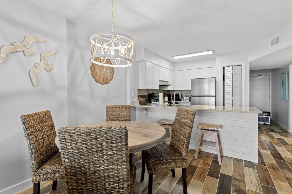 Plantation Palms 6311 
2 bedroom 2 bathrooms, sleeps 6. Managed by Island Rentals