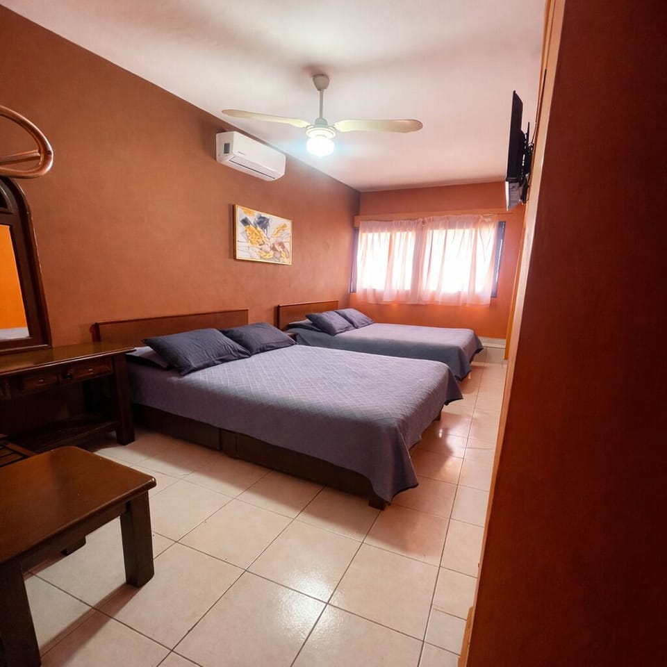 Classic Room, 2 Double Beds | WiFi (free), bed sheets