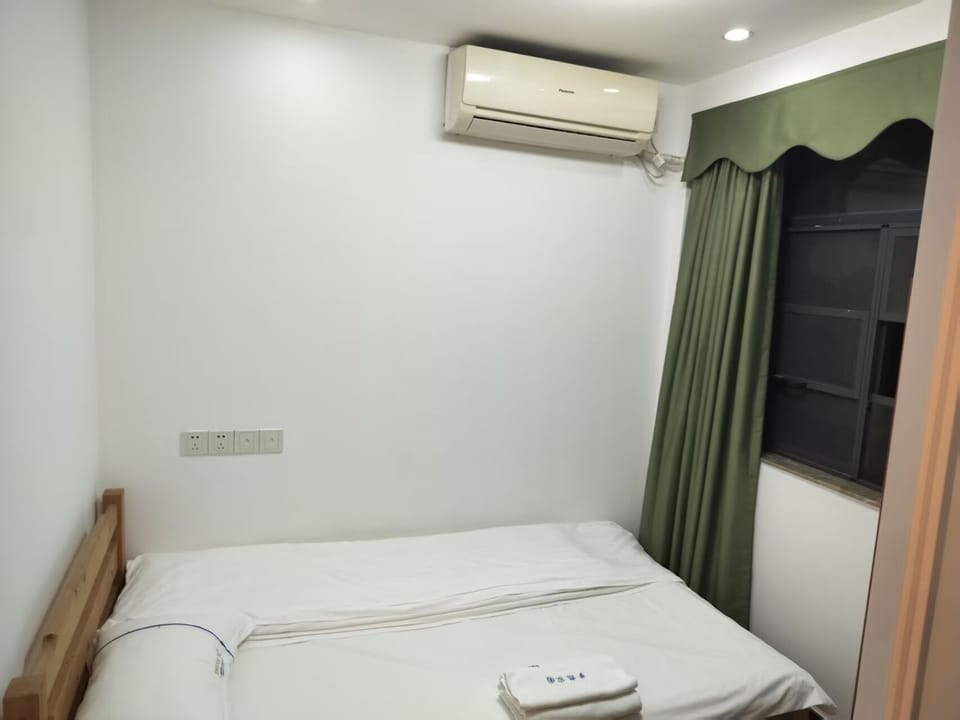 Comfort Apartment, City View | Blackout drapes, WiFi (free)
