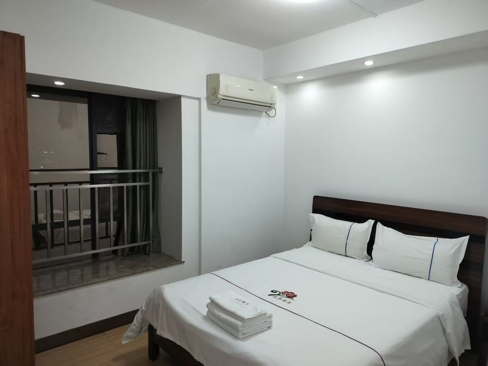 Comfort Apartment, City View | Blackout drapes, WiFi (free)