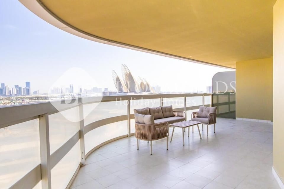Apartment, Balcony, City View | Property grounds