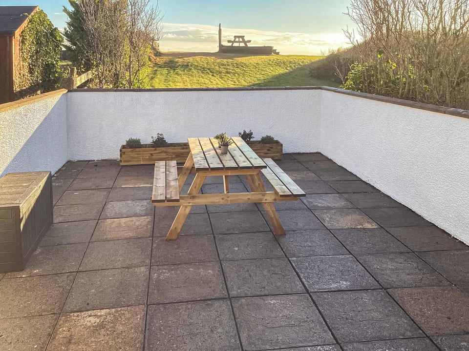 Patio | Wee Shore Walk, Balintore