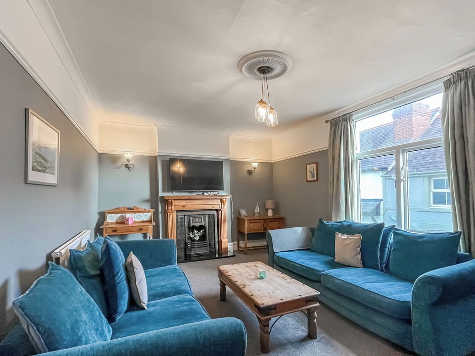 Living area | Penrhyn Arms Apartment, Penrhyn Bay
