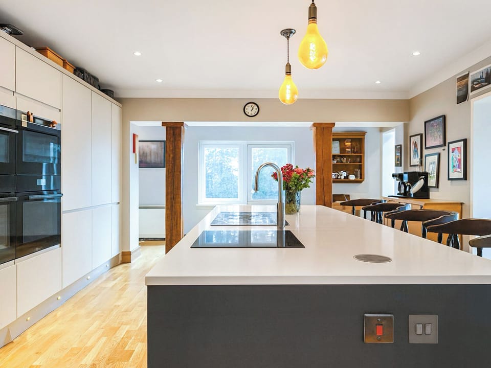 Kitchen | Overscaig House - Overscaig Retreats, Lairg