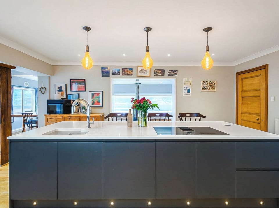 Kitchen | Overscaig House - Overscaig Retreats, Lairg