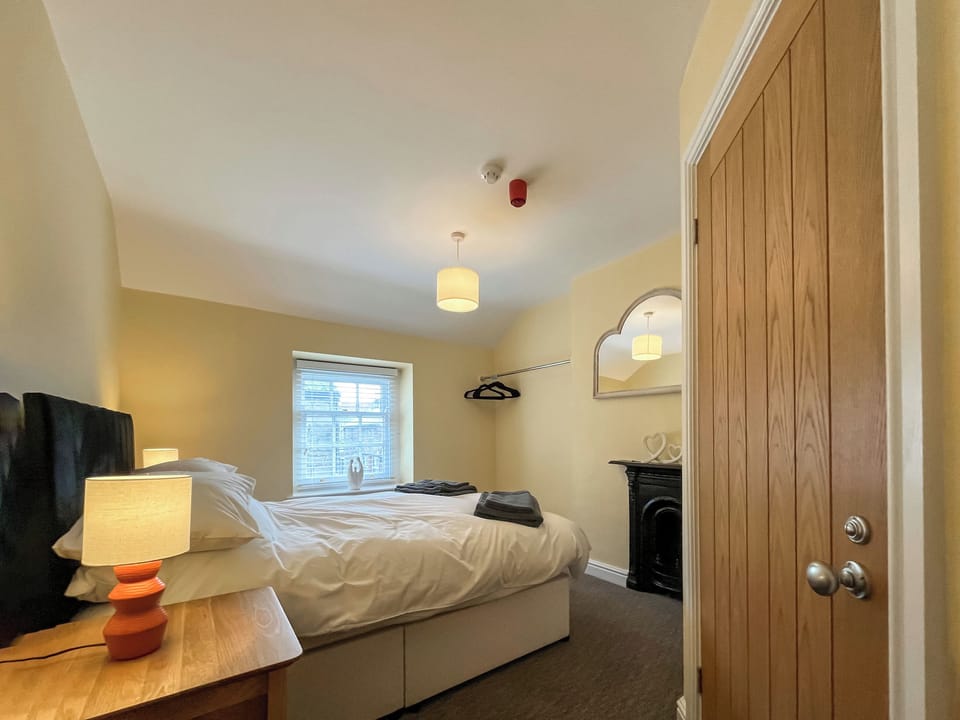 Double bedroom | Albert Cottage, Llandudno
