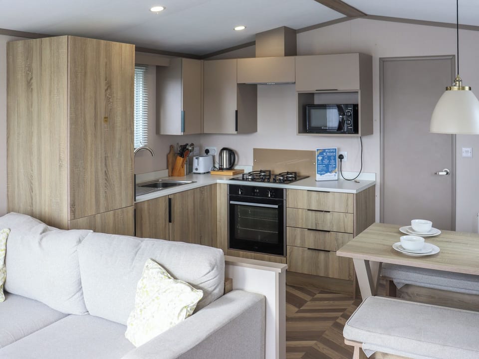 Kitchen/diner | Stonewood 33 - Redford Caravan Park, Narberth
