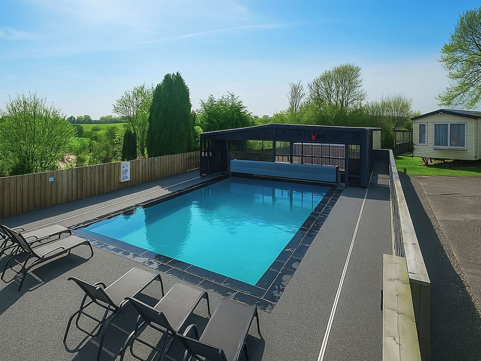 Swimming pool | Lockwood 47 - Redford Caravan Park, Narberth