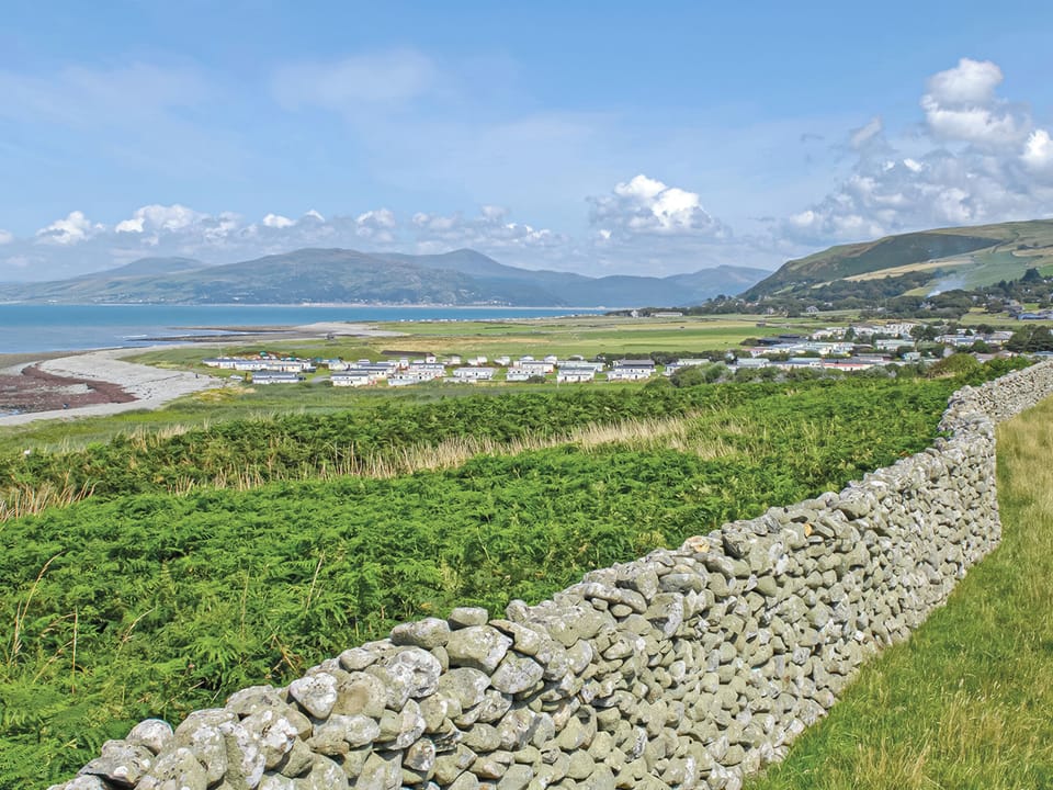 On-site amenities | Ocean View, Llwyngwril