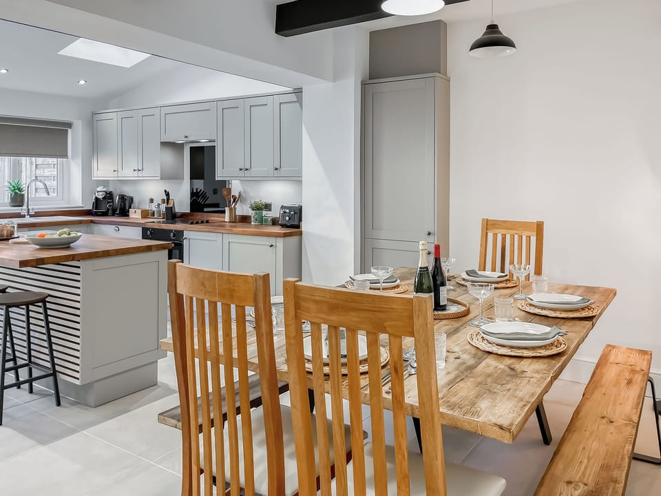 Kitchen/diner | Lotus Cottage, Hoscar, Ormskirk, near Southport