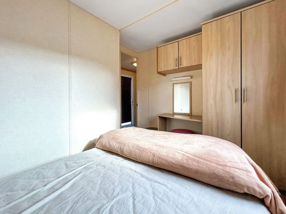 Double bedroom | Wah Caravan, Dundee