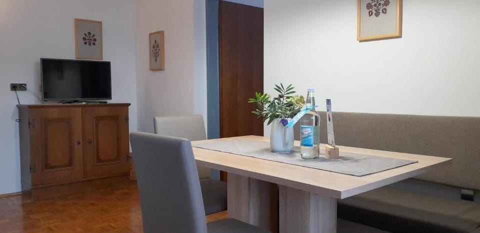 Apartment Sport 5 | Dining